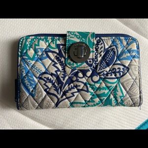 Santiago Turnlock Wallet